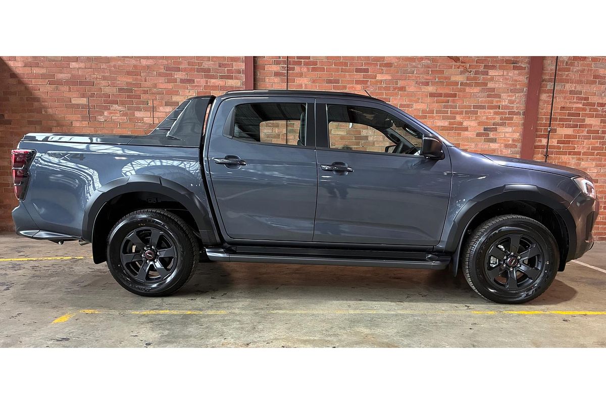 2025 Isuzu D-MAX X-TERRAIN 4X4