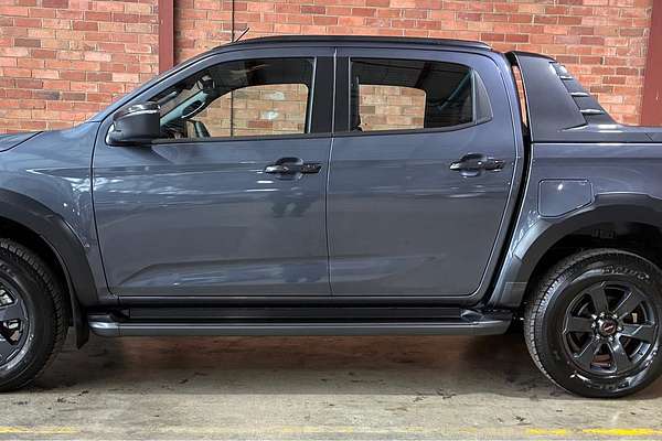 2025 Isuzu D-MAX X-TERRAIN 4X4