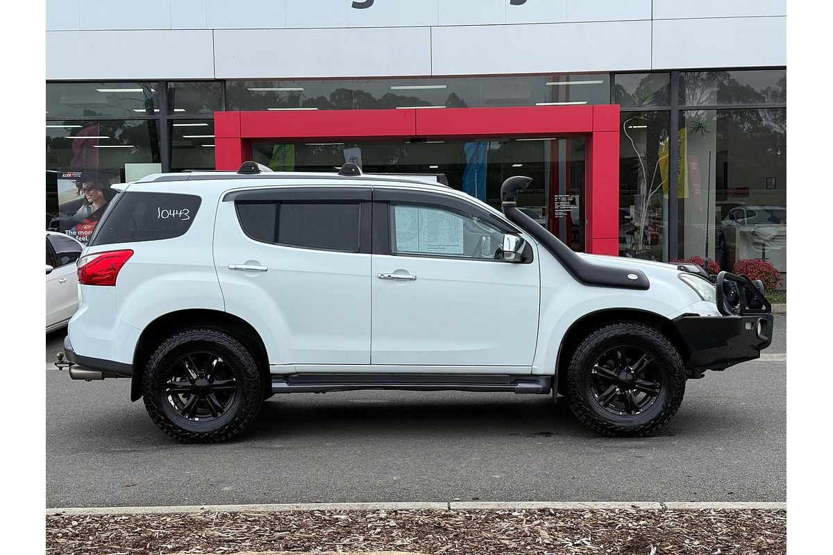 2016 Isuzu MU-X LS-T