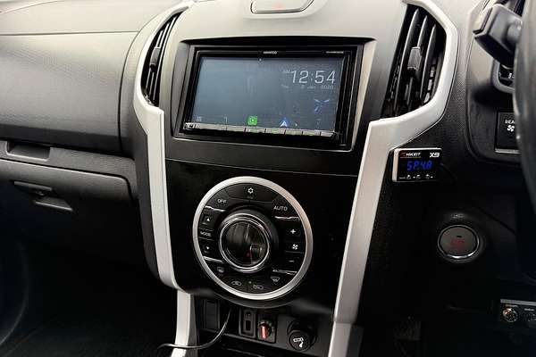 2016 Isuzu MU-X LS-T