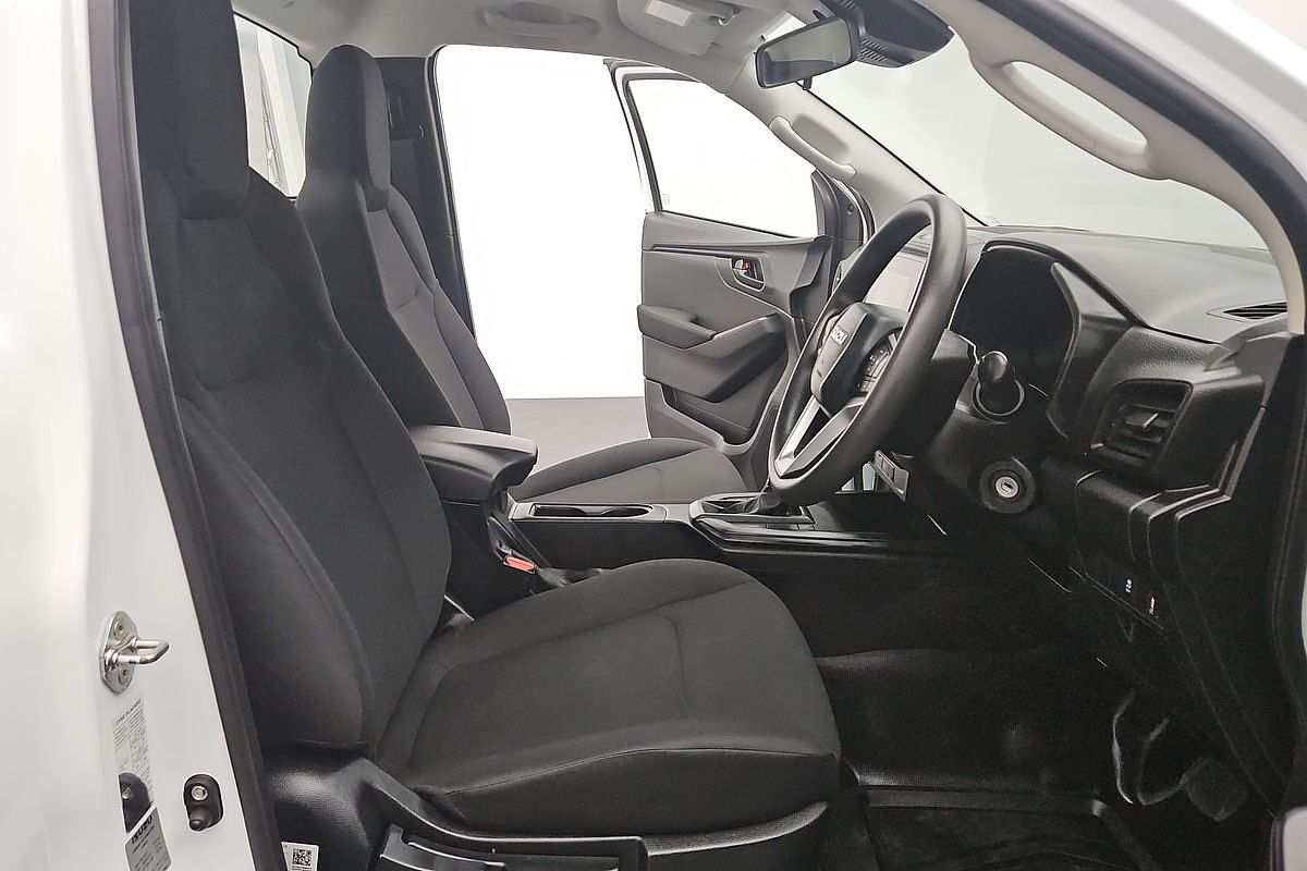2022 Isuzu D-MAX SX High Ride Rear Wheel Drive
