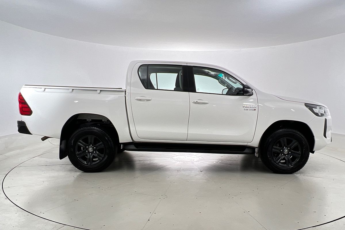 2024 Toyota Hilux SR 48V GUN126R 4X4
