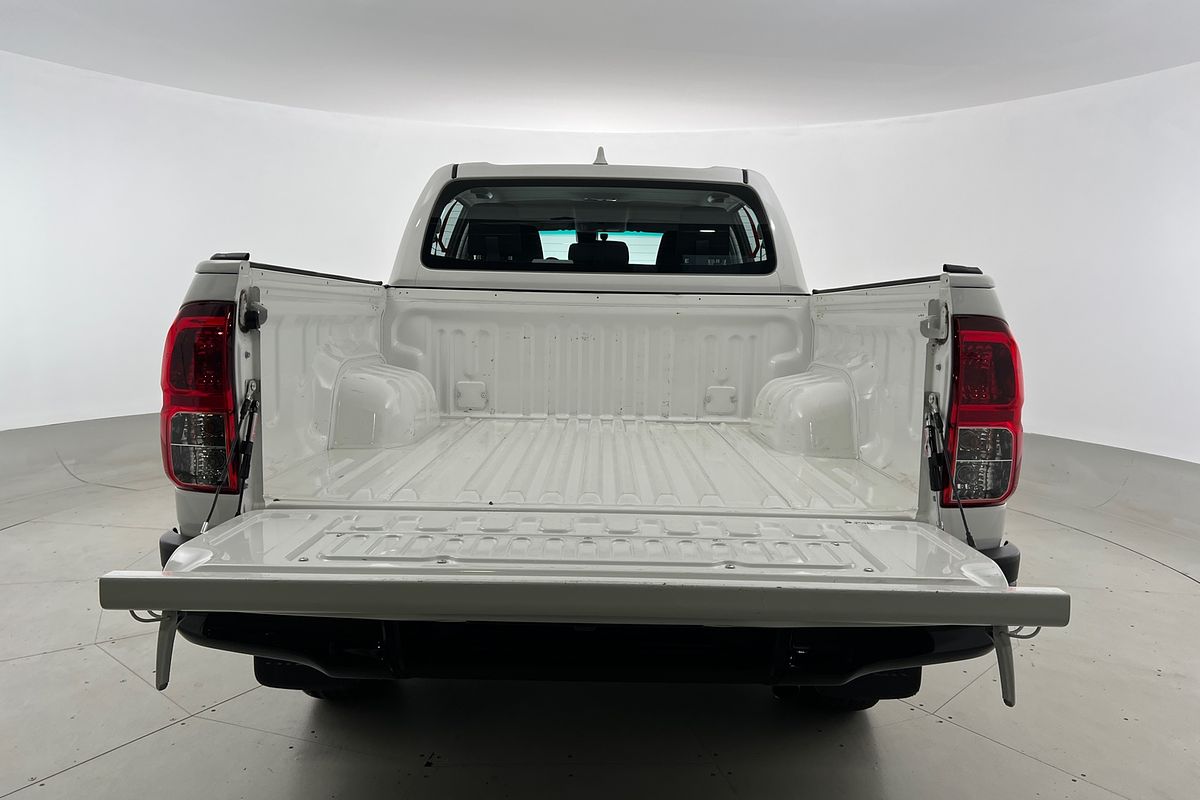 2024 Toyota Hilux SR 48V GUN126R 4X4