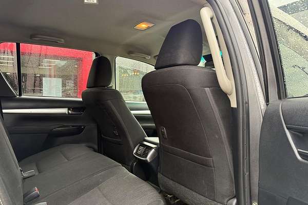 2020 Toyota Hilux SR5 GUN126R 4X4