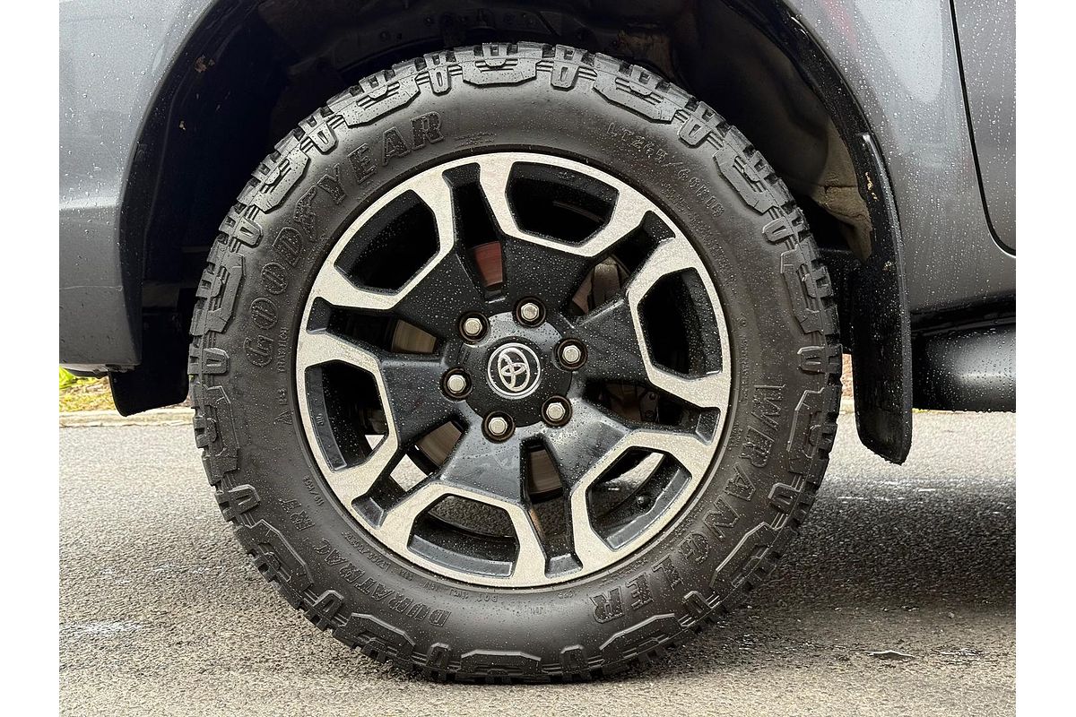 2020 Toyota Hilux SR5 GUN126R 4X4
