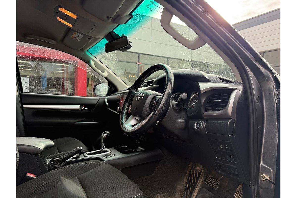 2020 Toyota Hilux SR5 GUN126R 4X4