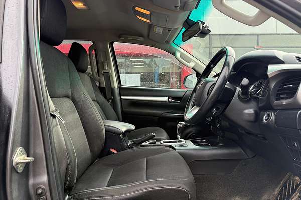2020 Toyota Hilux SR5 GUN126R 4X4