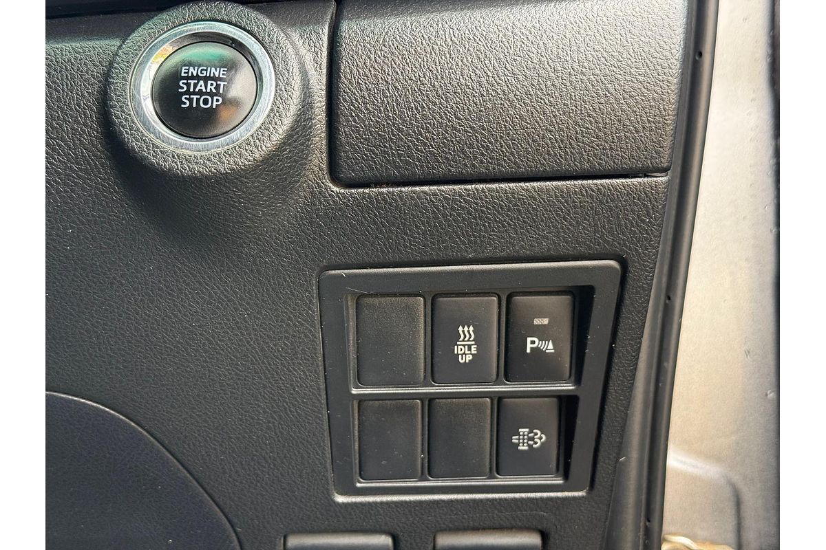 2020 Toyota Hilux SR5 GUN126R 4X4
