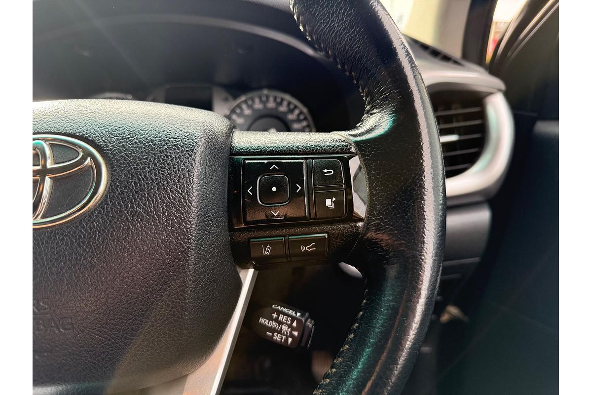 2020 Toyota Hilux SR5 GUN126R 4X4