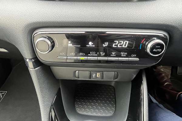 2023 Toyota Yaris ZR Hybrid MXPH10R