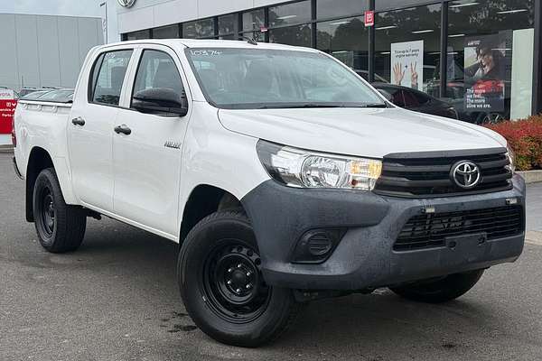 2018 Toyota Hilux Workmate GUN125R 4X4