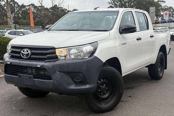 2018 Toyota Hilux Workmate GUN125R 4X4