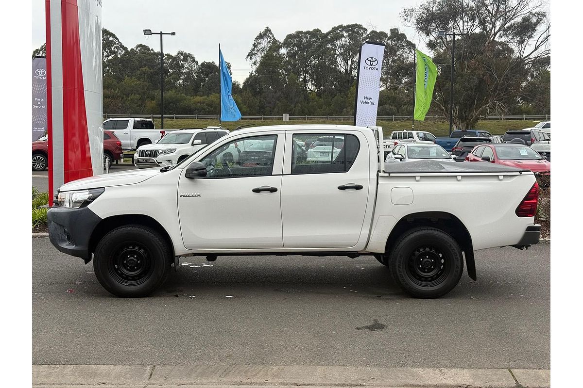 2018 Toyota Hilux Workmate GUN125R 4X4