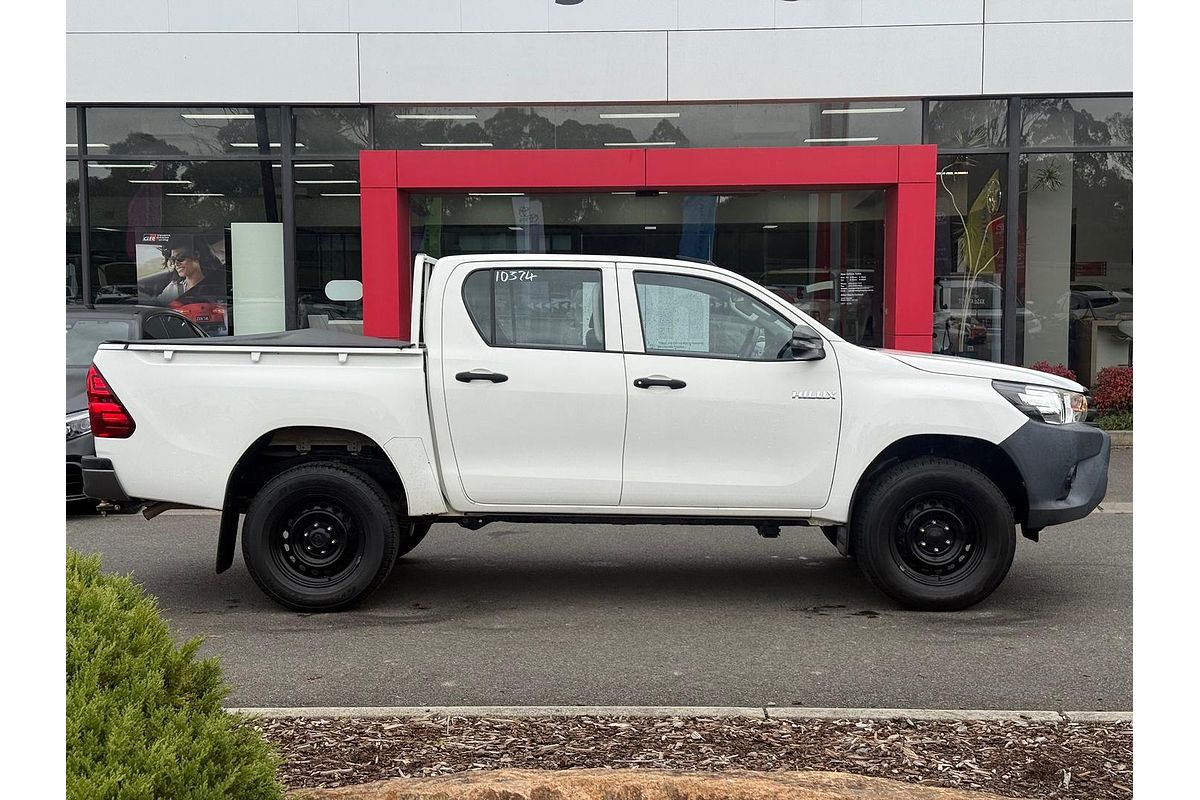 2018 Toyota Hilux Workmate GUN125R 4X4