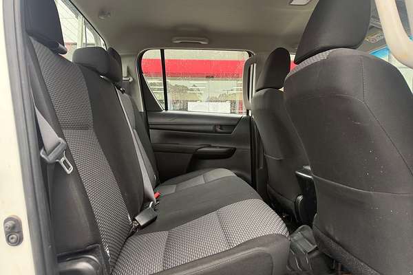 2018 Toyota Hilux Workmate GUN125R 4X4
