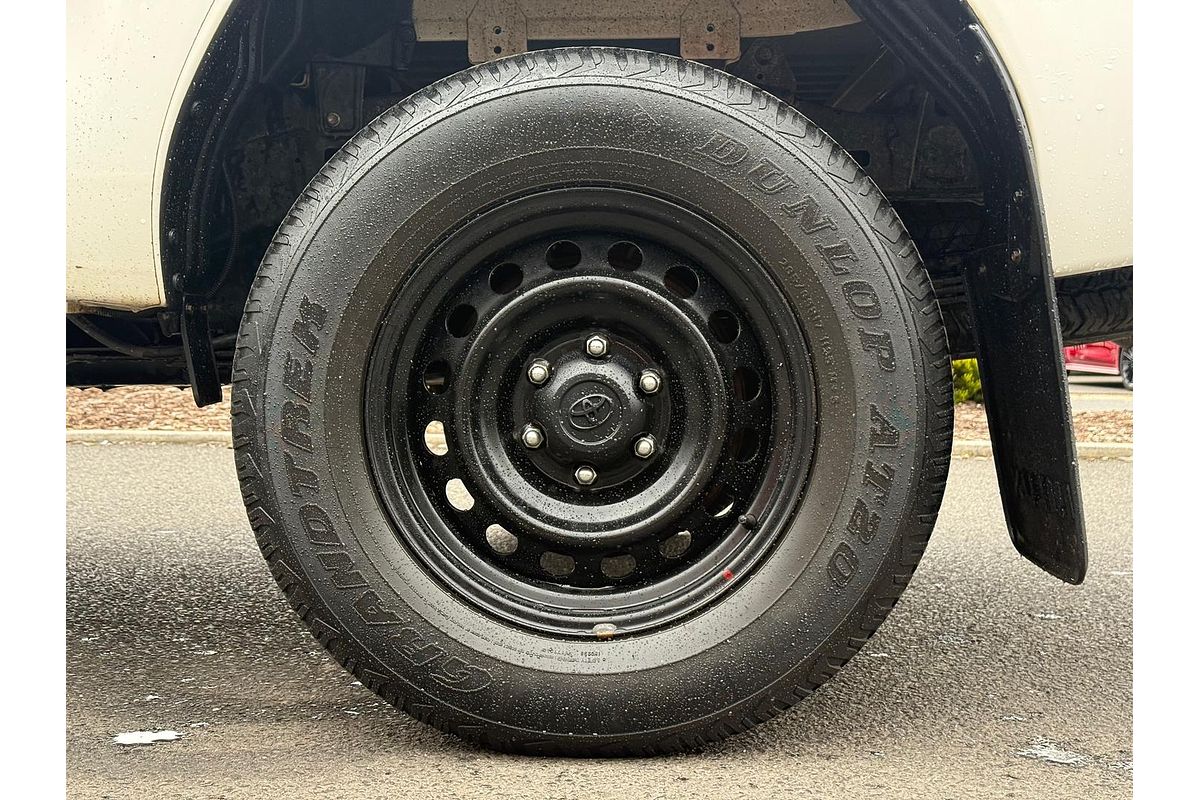 2018 Toyota Hilux Workmate GUN125R 4X4