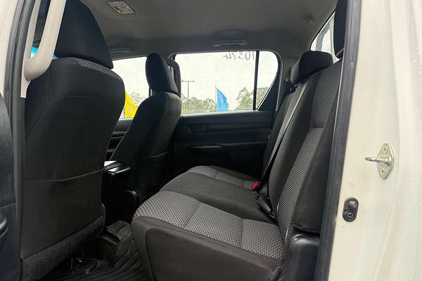 2018 Toyota Hilux Workmate GUN125R 4X4