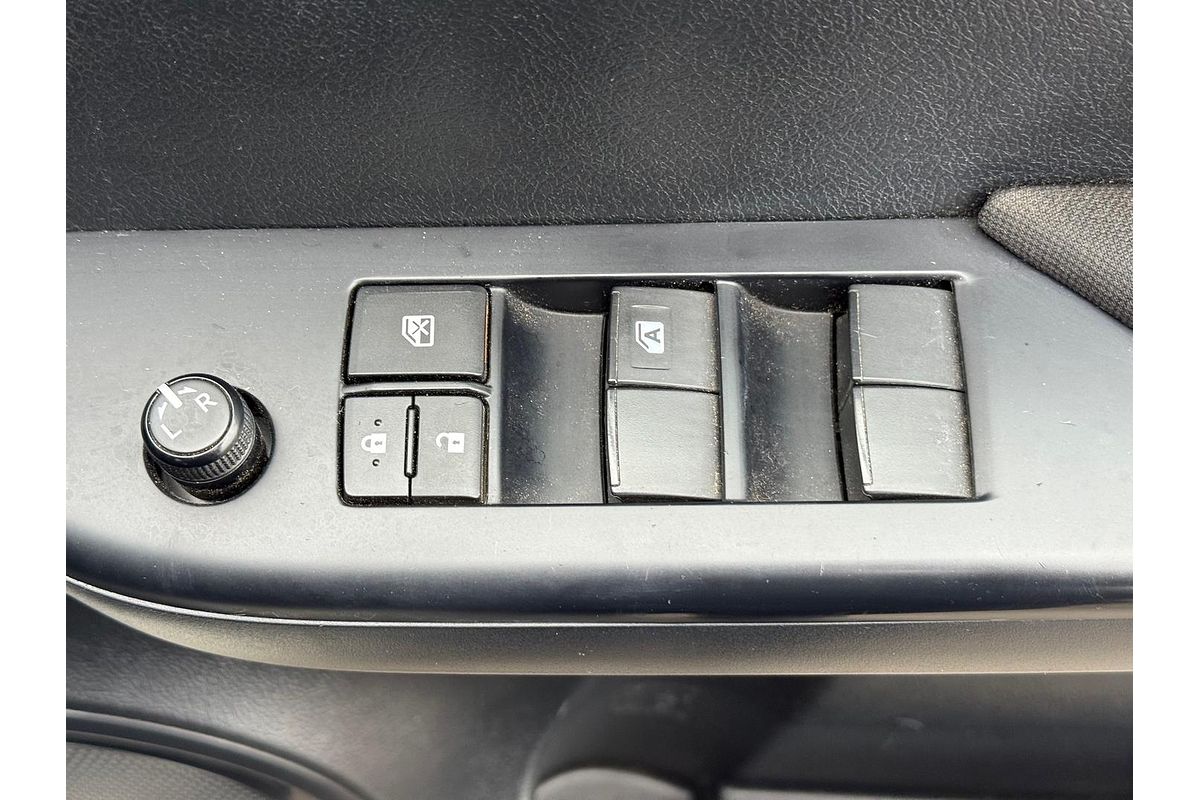2018 Toyota Hilux Workmate GUN125R 4X4