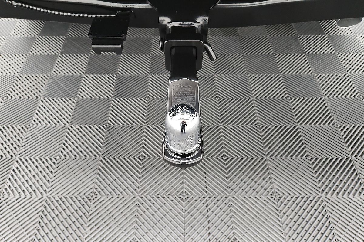2020 Toyota Hilux SR GUN126R 4X4