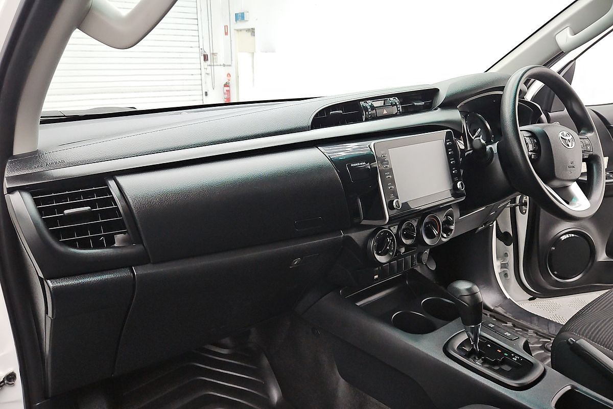 2020 Toyota Hilux SR GUN126R 4X4