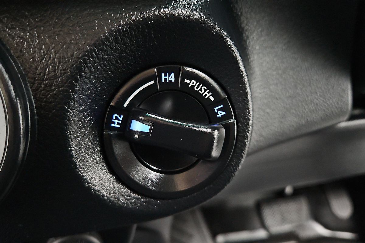 2020 Toyota Hilux SR GUN126R 4X4