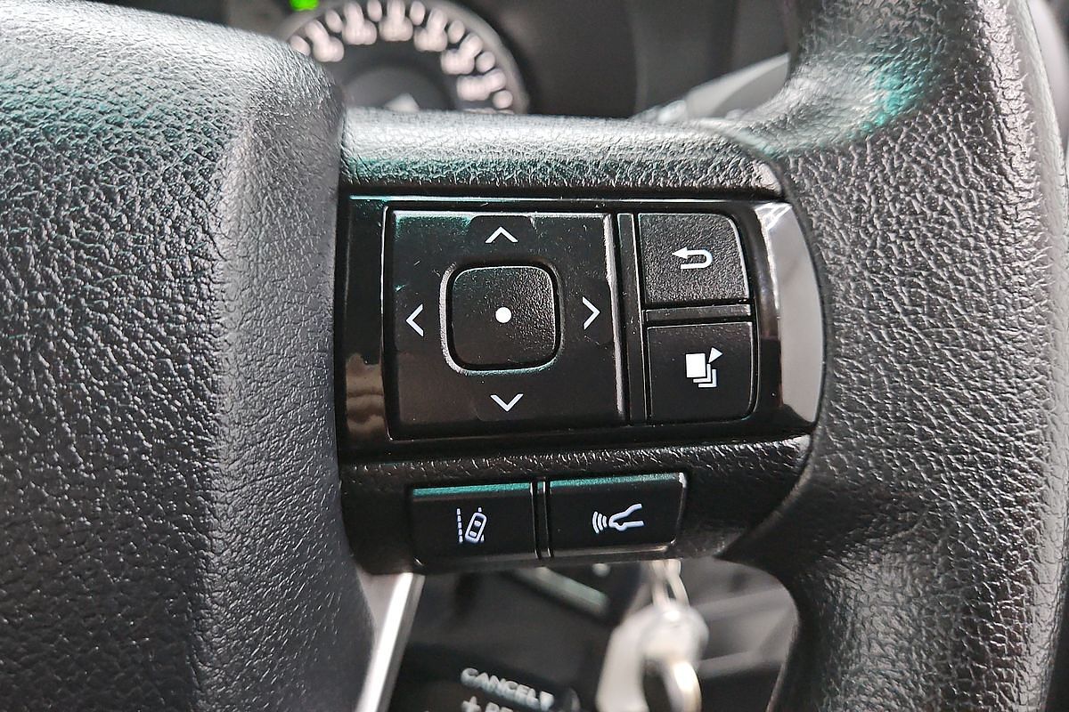 2020 Toyota Hilux SR GUN126R 4X4