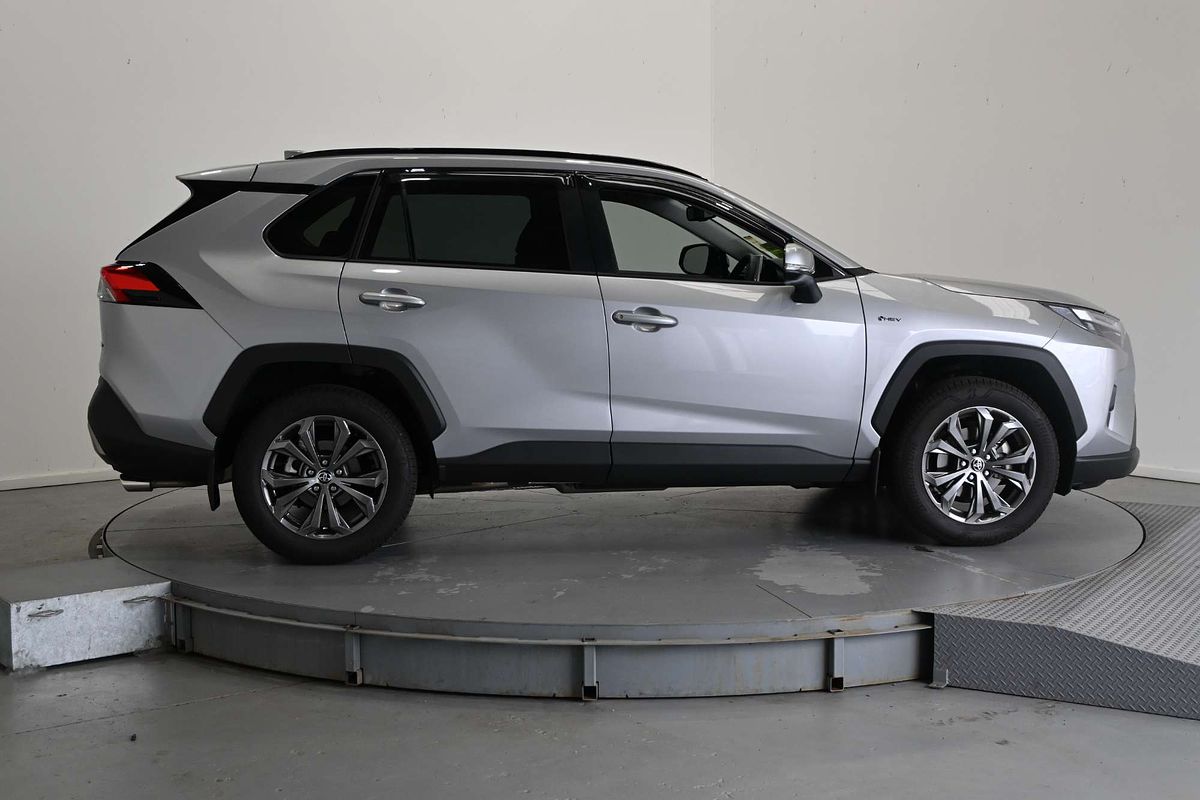 2024 Toyota RAV4 GXL AXAH52R