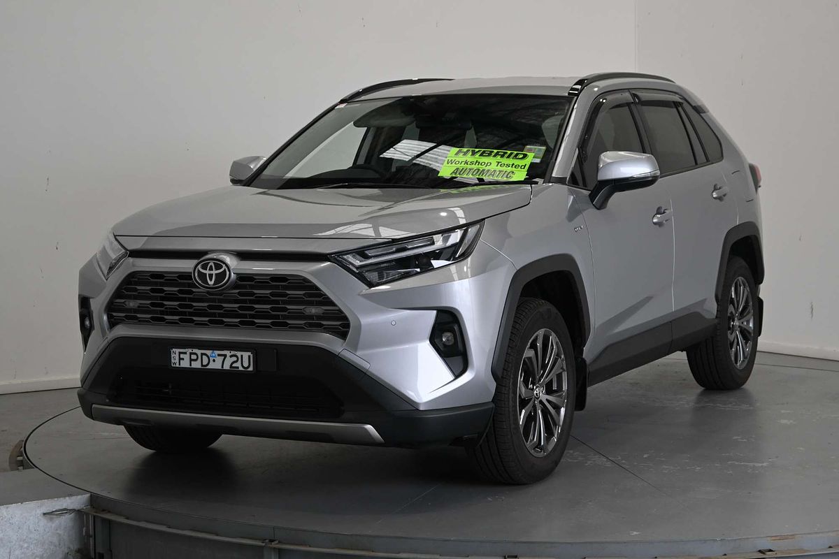 2024 Toyota RAV4 GXL AXAH52R