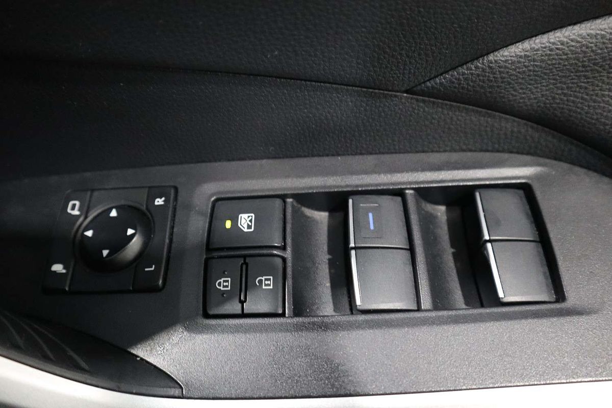 2024 Toyota RAV4 GXL AXAH52R