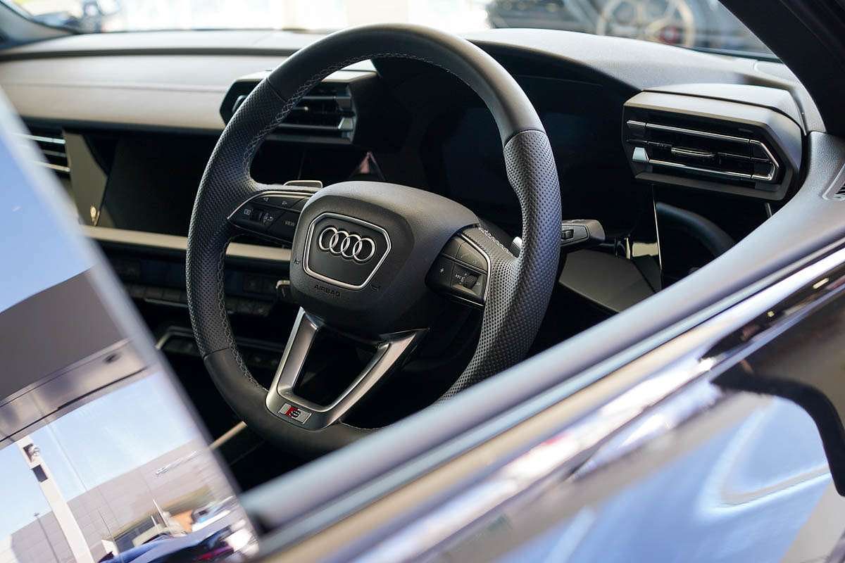 2024 Audi A3 35 TFSI S line GY