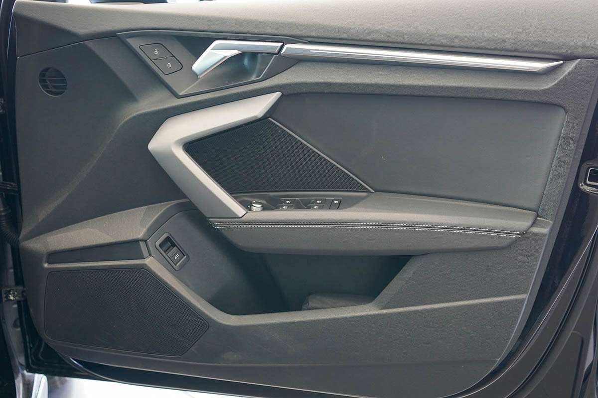 2024 Audi A3 35 TFSI S line GY