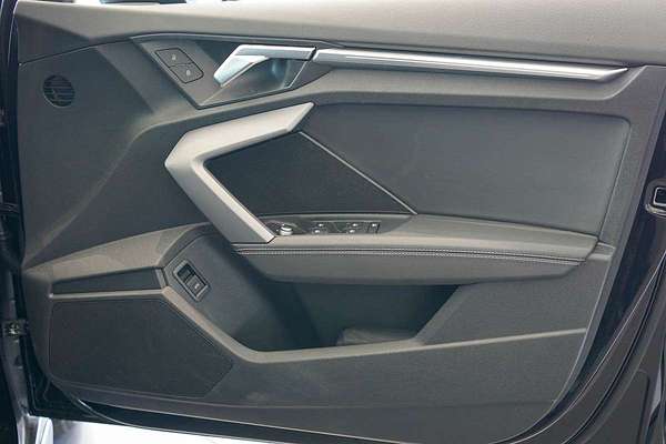 2024 Audi A3 35 TFSI S line GY