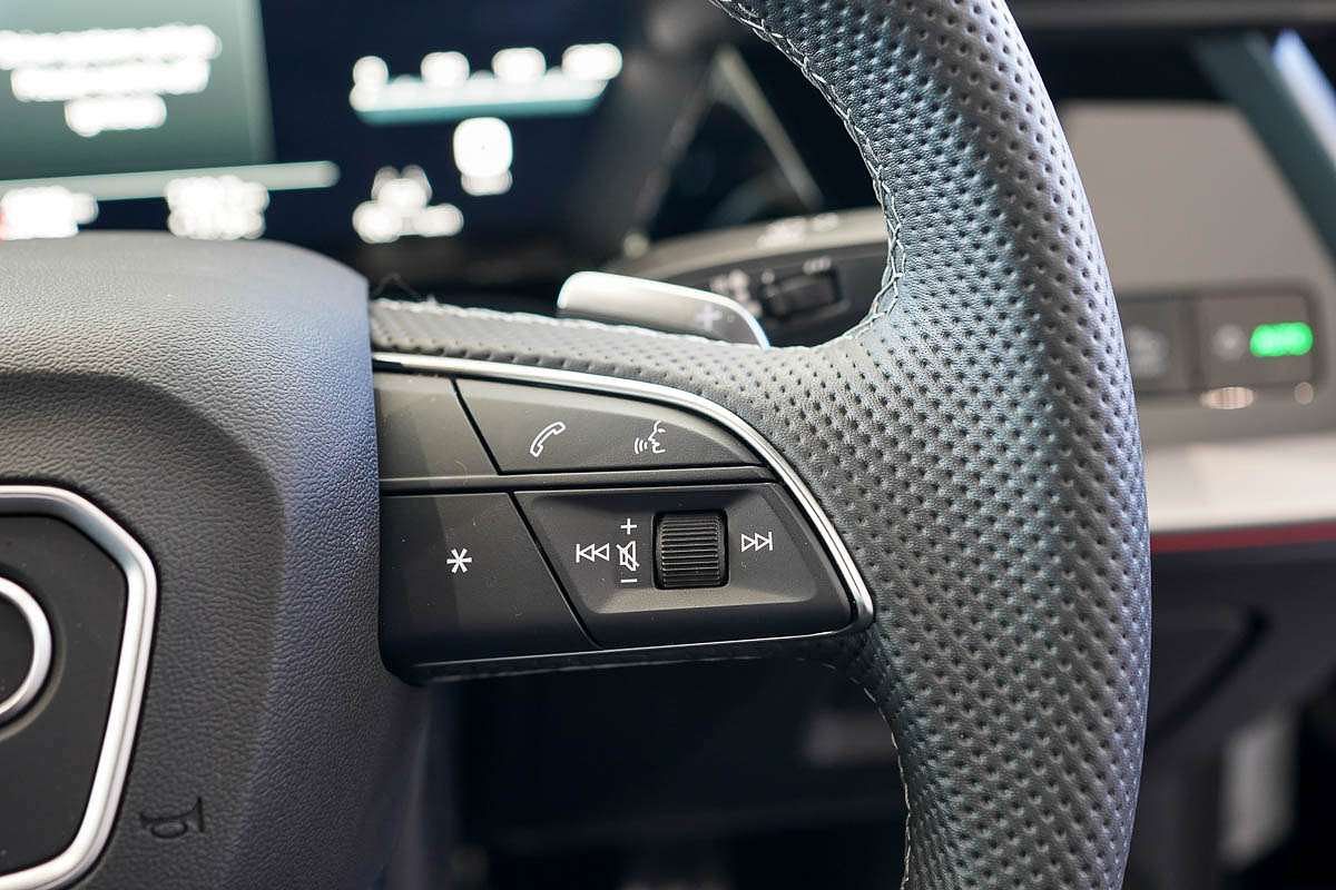 2024 Audi A3 35 TFSI S line GY