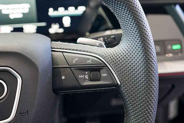 2024 Audi A3 35 TFSI S line GY