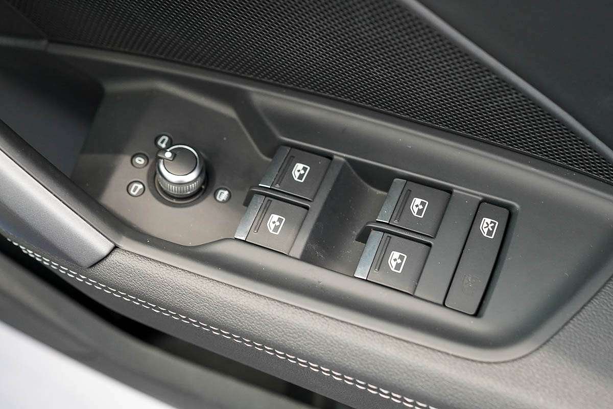 2024 Audi A3 35 TFSI S line GY