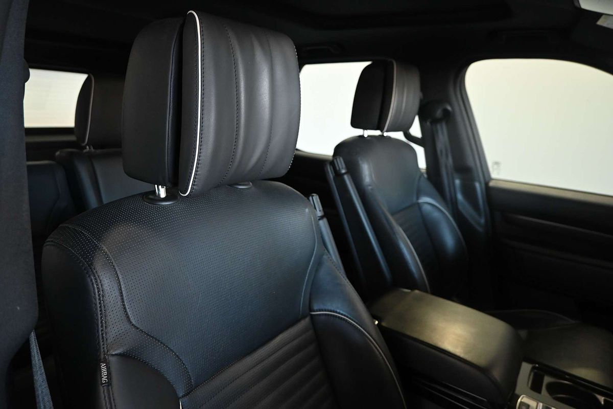 2017 Land Rover Discovery SD4 HSE Luxury Series 5