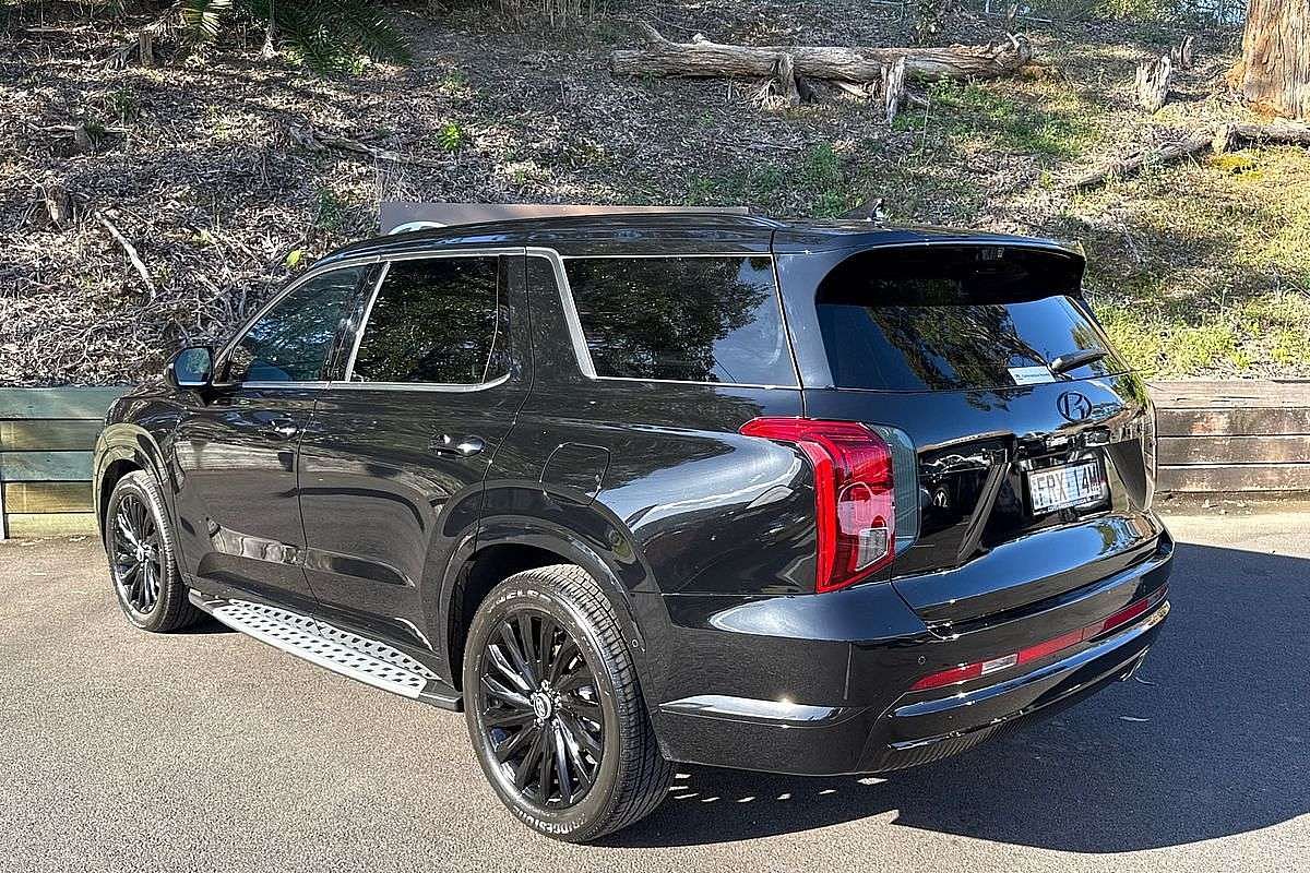 2025 Hyundai Palisade Calligraphy Black Ink LX2.V5