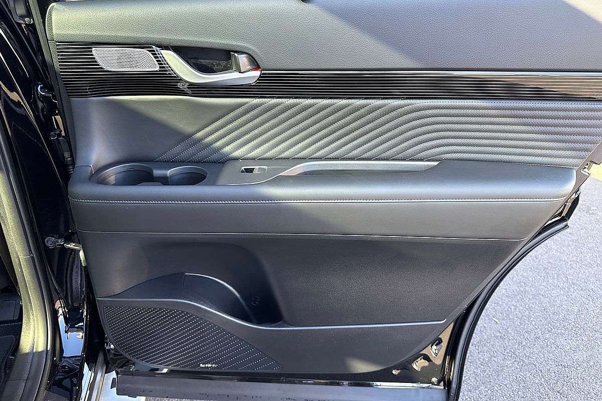 2025 Hyundai Palisade Calligraphy Black Ink LX2.V5