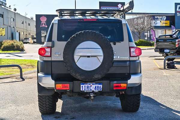 2015 Toyota FJ Cruiser GSJ15R