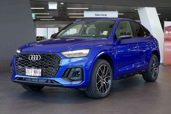 2024 Audi Q5 55 TFSI e S line FY