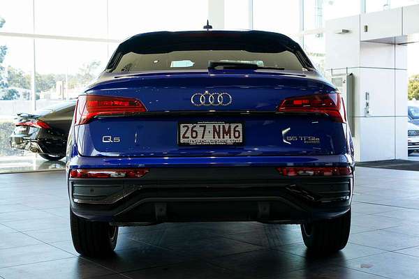 2024 Audi Q5 55 TFSI e S line FY