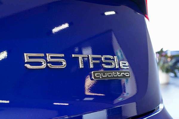 2024 Audi Q5 55 TFSI e S line FY