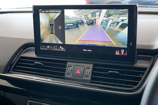 2024 Audi Q5 55 TFSI e S line FY