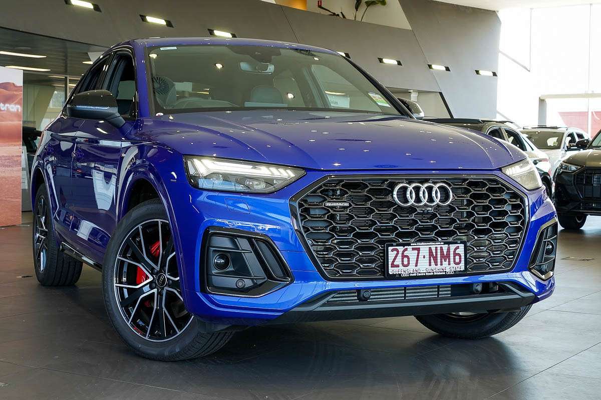 2024 Audi Q5 55 TFSI e S line FY