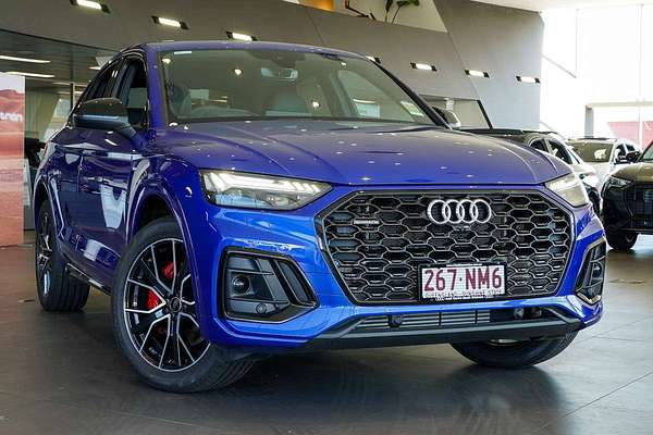 2024 Audi Q5 55 TFSI e S line FY