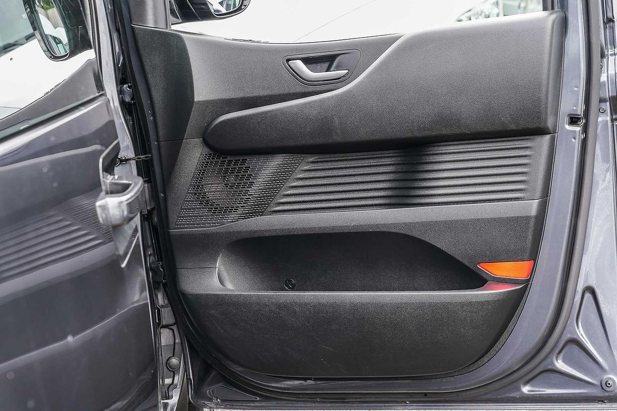 2021 Hyundai STARIA US4.V1