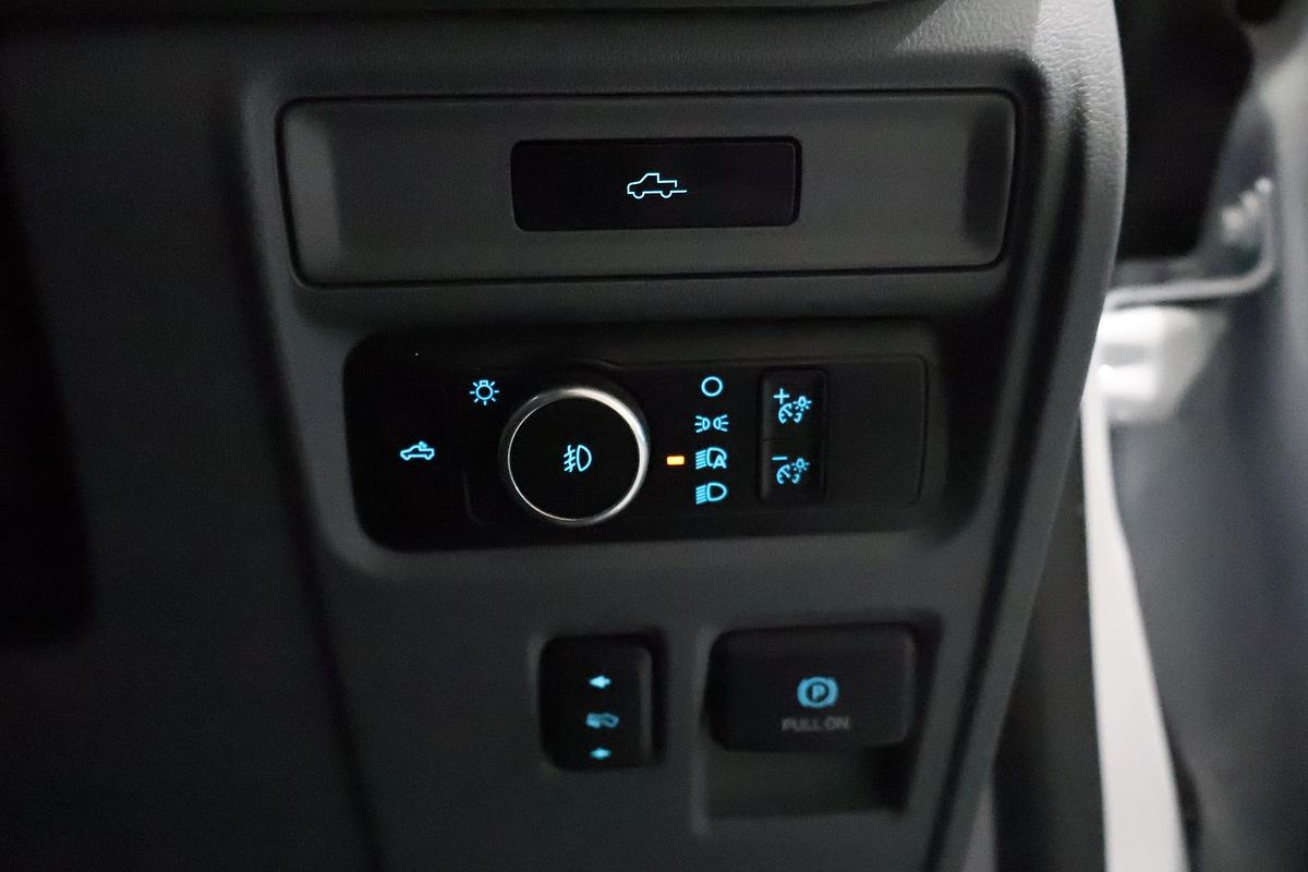 2023 Ford F-150 Lariat 4X4 LWB