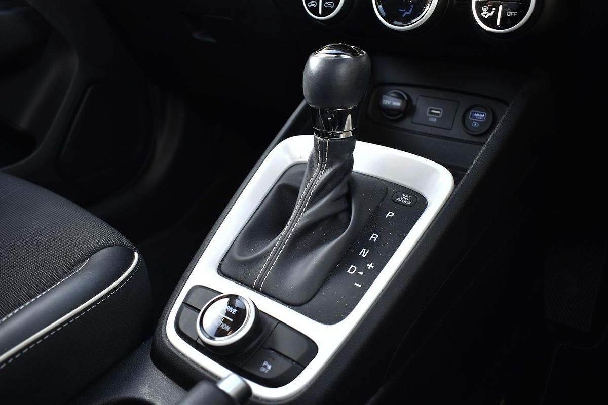 2021 Hyundai Venue Elite QX.V3