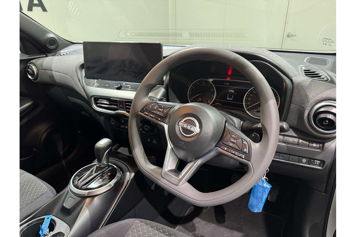 2024 Nissan JUKE ST+ F16
