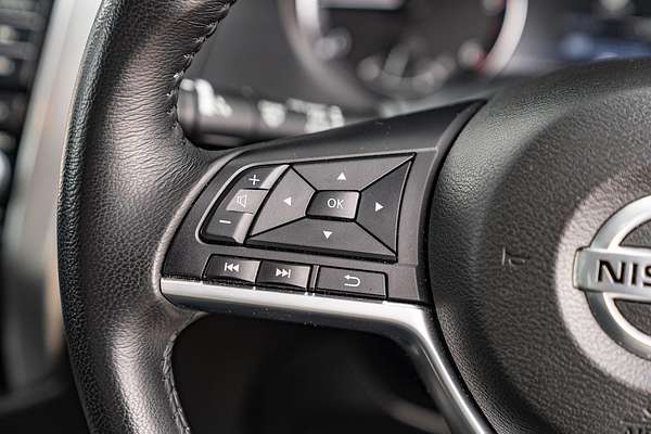 2021 Nissan Navara ST D23 4X4